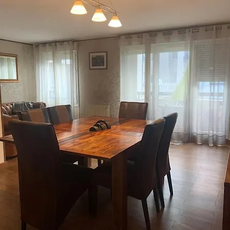 Spacious Paris شقة شيل