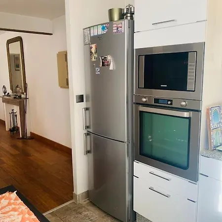 Spacious Paris شقة