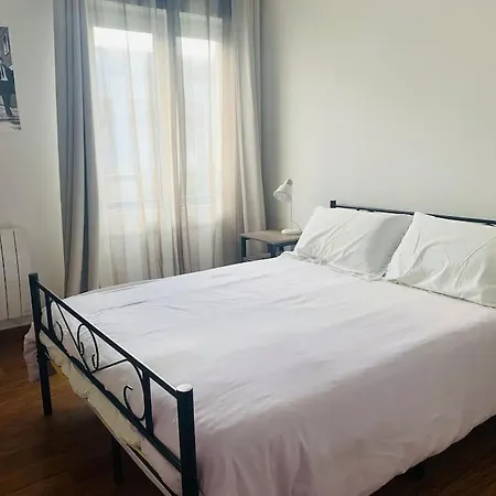 Spacious Paris شقة شيل